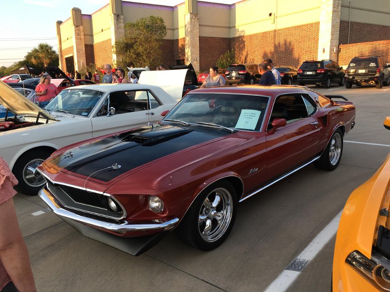 20180902 192923 - Fat Daddys Car Show.jpg